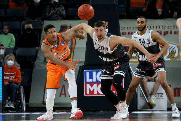 只有不断适 只有不断适