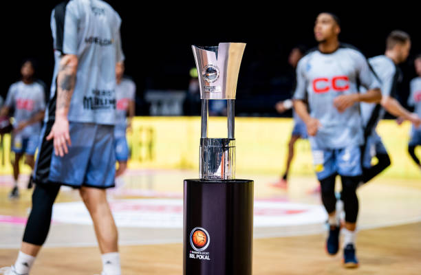 更需要巨大 更需要巨大