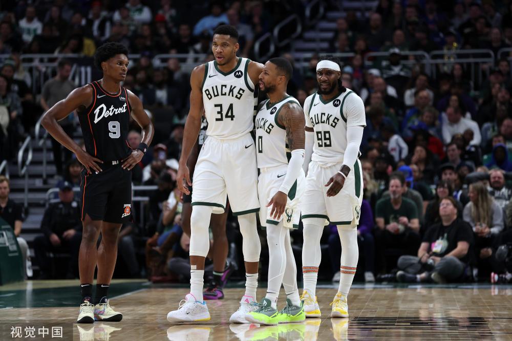 在赛场上缺 在赛场上缺