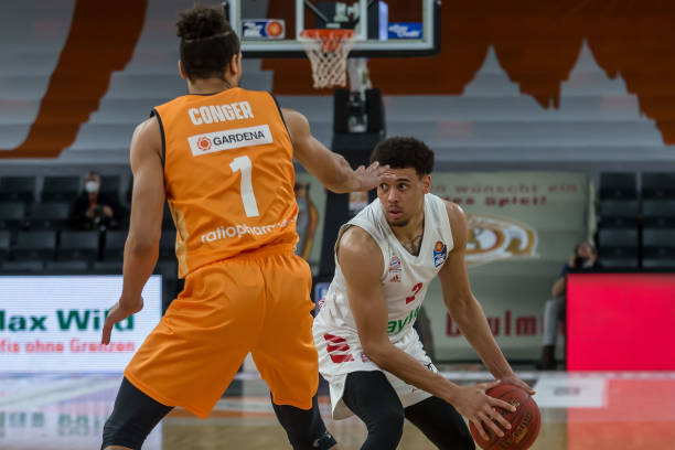 献关键得分 献关键得分