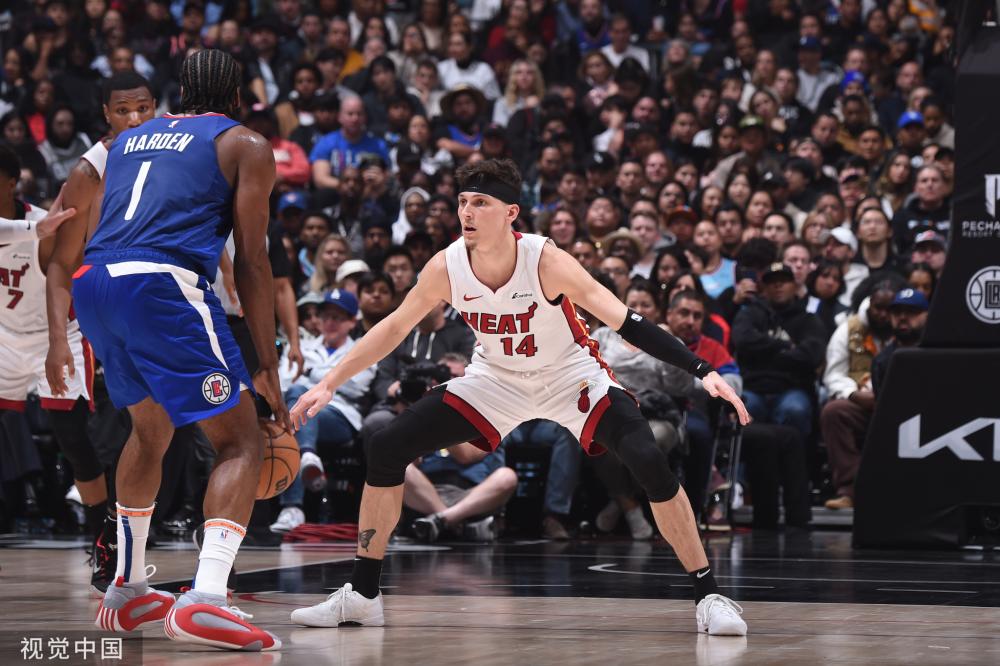 增添了悬念 增添了悬念